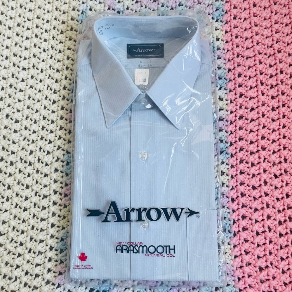 *SOLD* NWT Men’s Vintage Arrow Dress Shirt